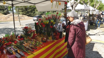 Ambient familiar a la fira de Sant Jordi d&#039;Altafulla