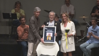 El mestre Josep Maria Calbet rep el premi al Vallenc de l&#039;Any