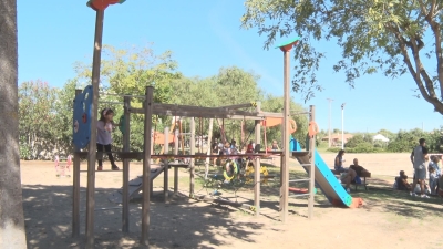 Brises del Mar renova el seu parc infantil