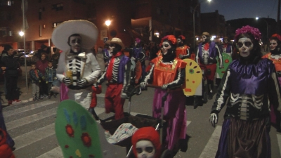 Unes 600 persones participen en el carnaval de Montblanc