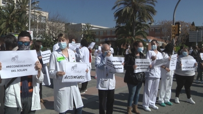 Els sindicats minoritaris surten al carrer per reclamar una sanitat pública de qualitat