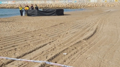 Apareix el cadàver d&#039;un infant a la platja de Roda de Berà