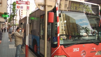 El PSC demana autobusos gratuïts amb la implantació de la zona de baixes emissions
