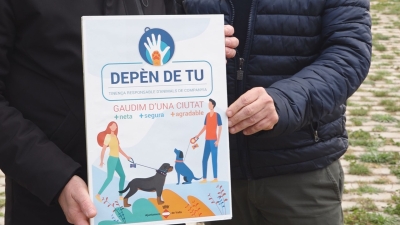 Valls vol acabar amb l&#039;incivisme dels amos de mascotes