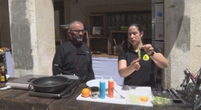 Showcookings al mercat de Valls per promoure el consum del producte de temporada