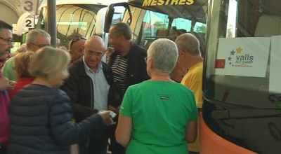 Valls omple dos autocars per donar suport a l&#039;alcalde