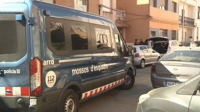 Detinguts tres dels participants en la concentració davant una casa ocupada a Torredembarra