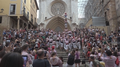 Els Xiquets estrenen el Tarragona ciutat de castells amb un pilar caminant