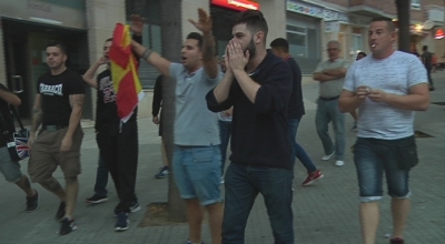 Enfrontaments a Sant Pere i Sant Pau per la penjada de cartells de l&#039;1-O