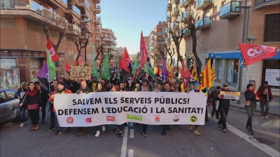 Sanitat i educació prenen els carrers de Tarragona en el segon dia de vaga